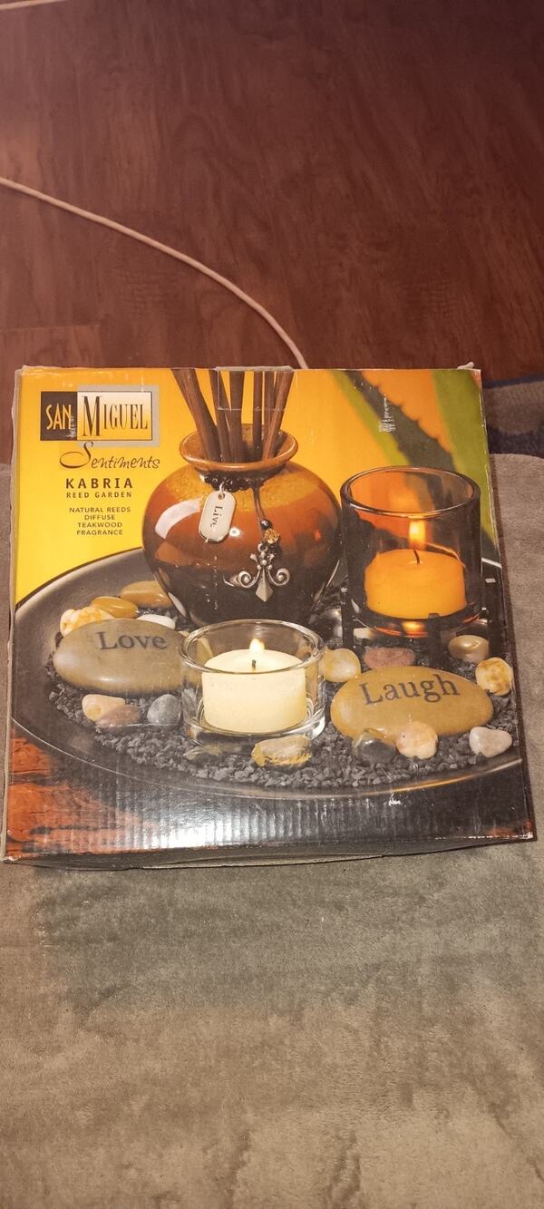 San Miguel Sentiment Kabria Reed Garden "Live, Laugh, Love" NIB Relaxing